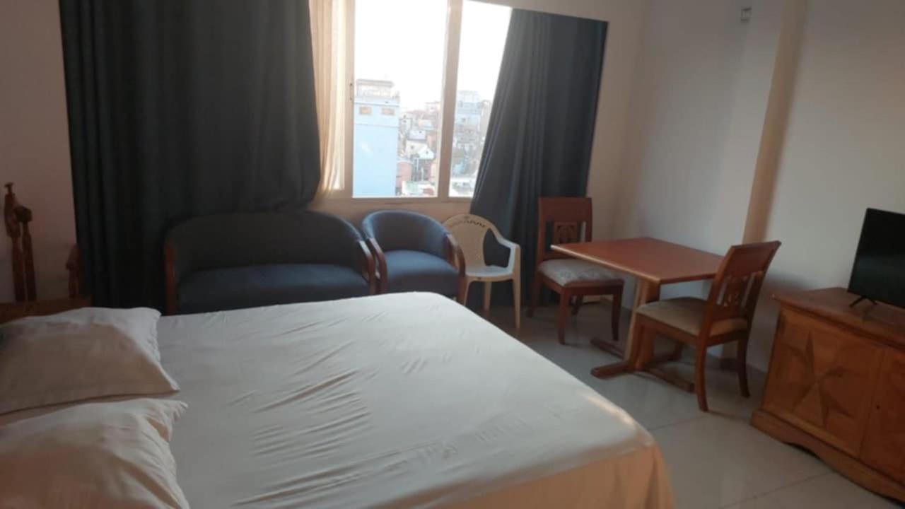 Residence D Ankadifotsy Antananarivo Buitenkant foto